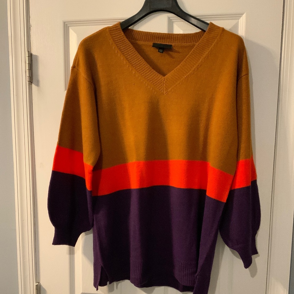 V neck sweater